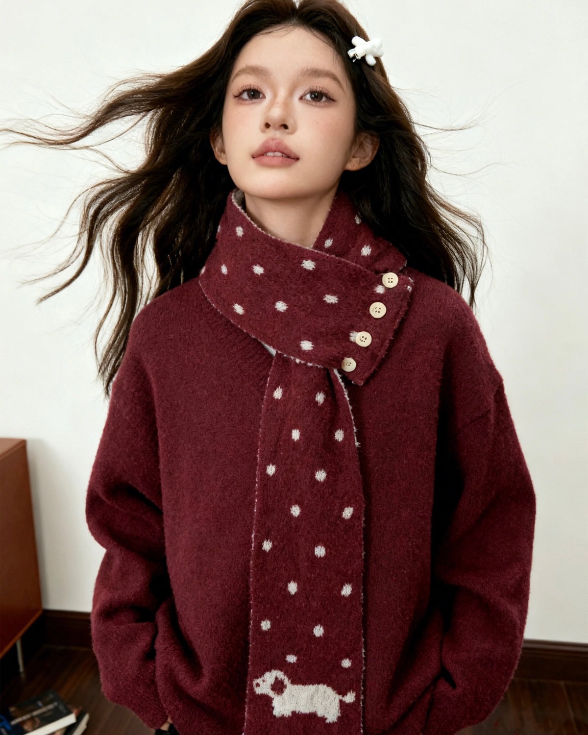 Loose and sweet knitwear