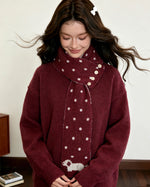 Loose and sweet knitwear