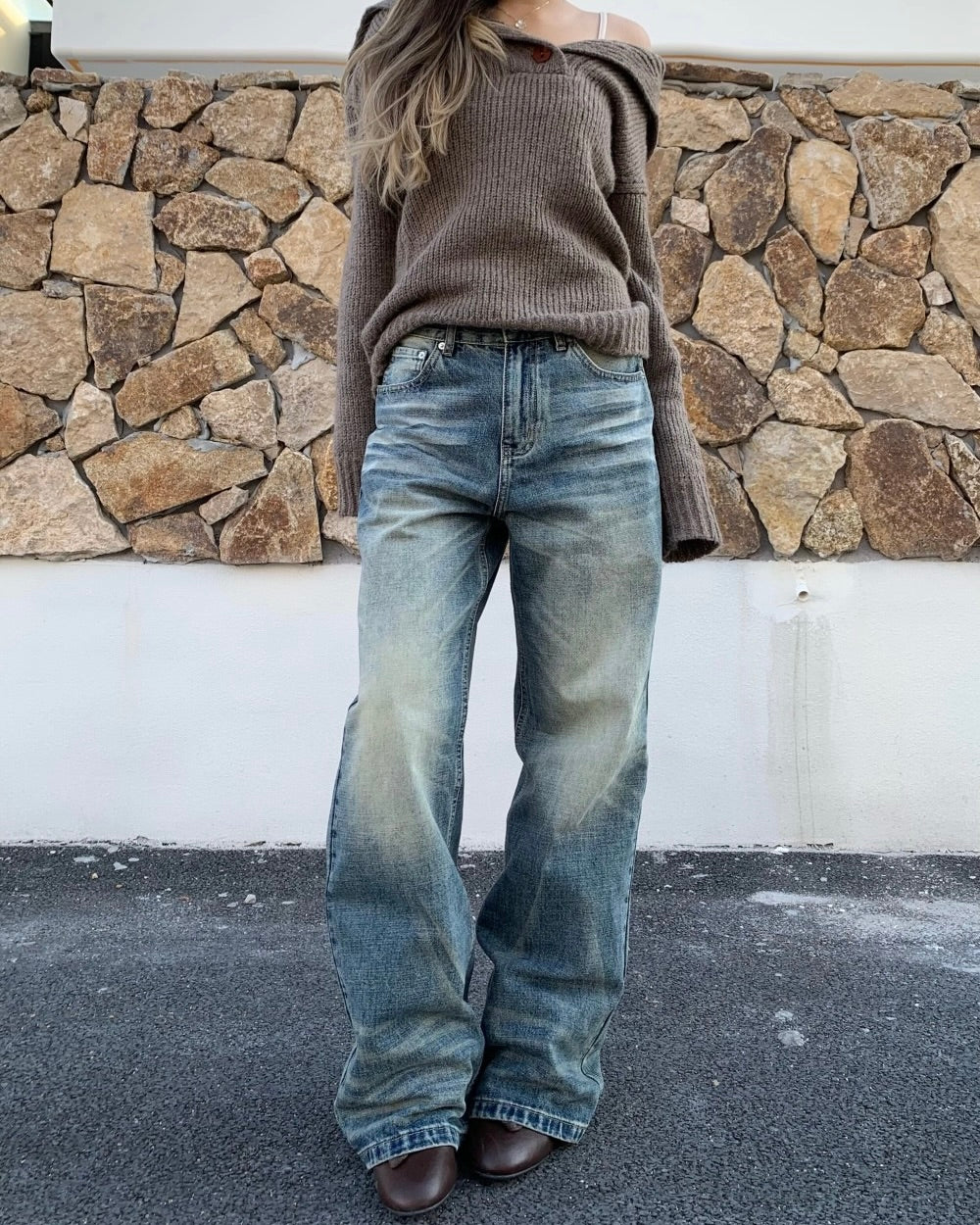 Distressed casual trousers