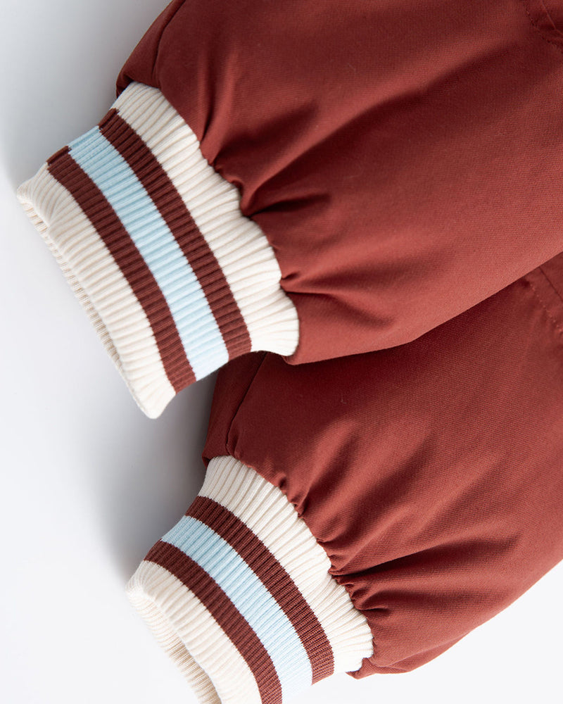 刺綉字母百搭外套