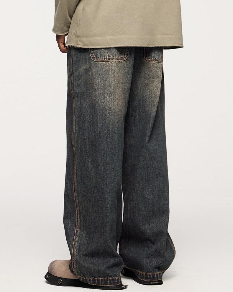 Straight casual jeans