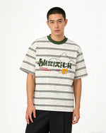 대조적인 줄무늬 짧은 소매