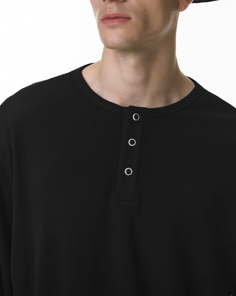 Simple and casual long-sleeved