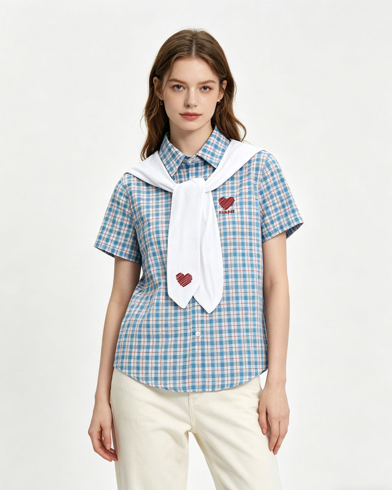 Heart-embroidered short-sleeved shirt (women's)