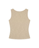 Simple and versatile sleeveless top (women's)