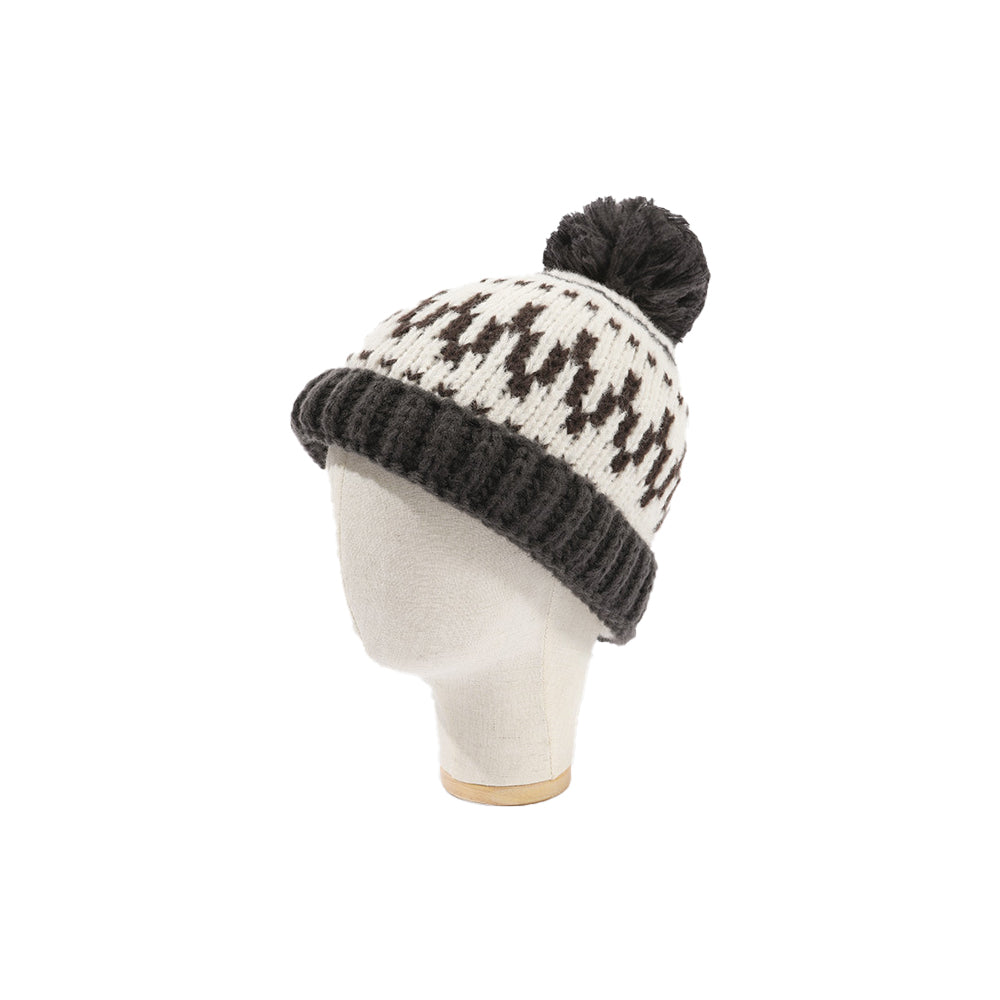 Versatile and cute jacquard warm knitted hat