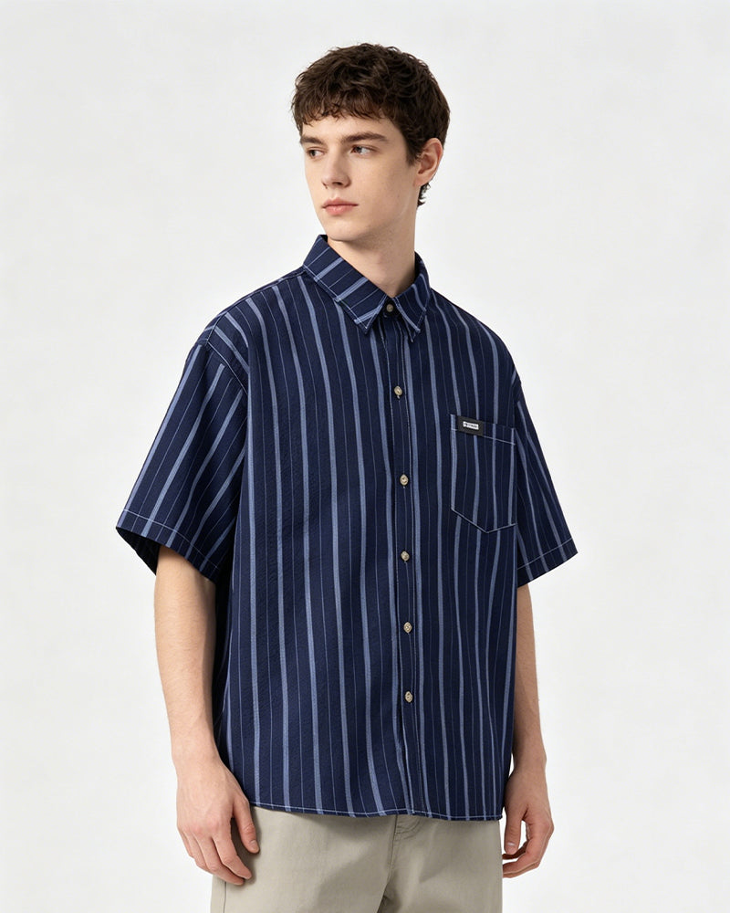 Simple striped short-sleeved shirt