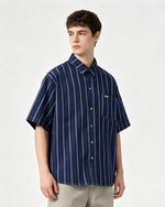 Simple striped short-sleeved shirt