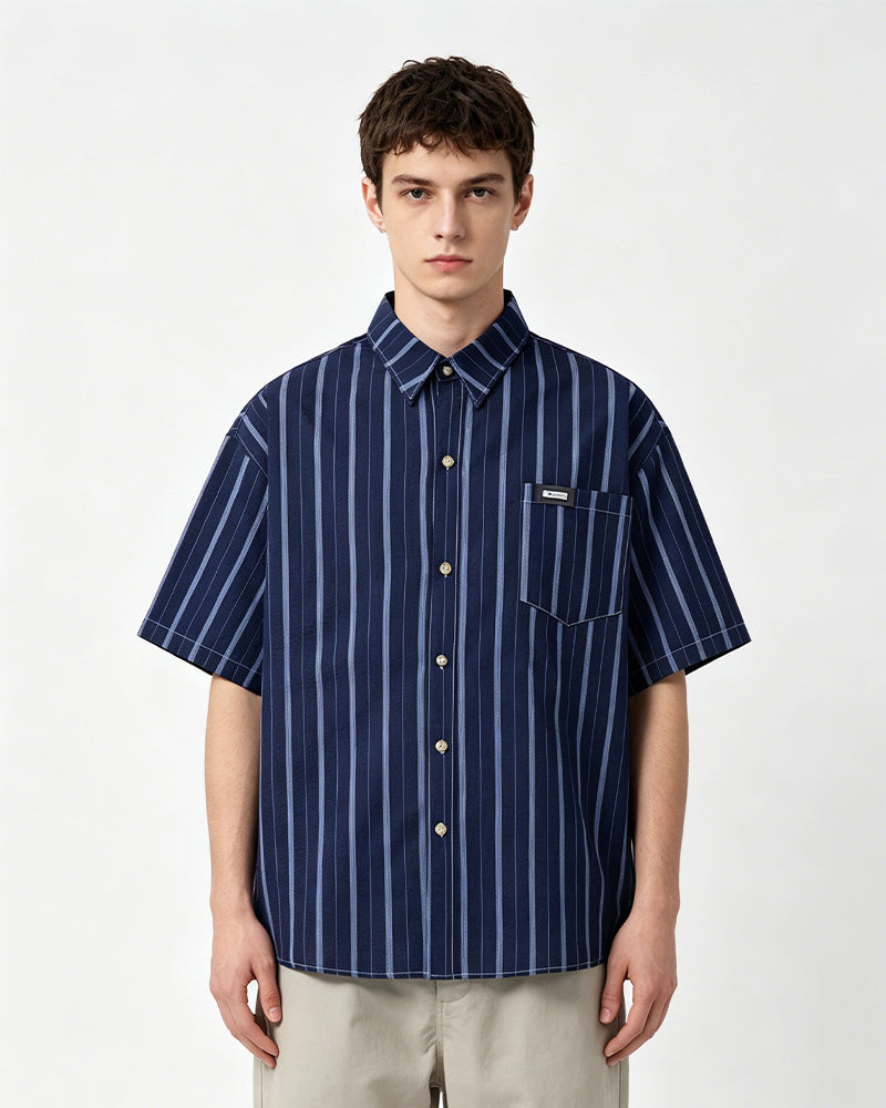 Simple striped short-sleeved shirt