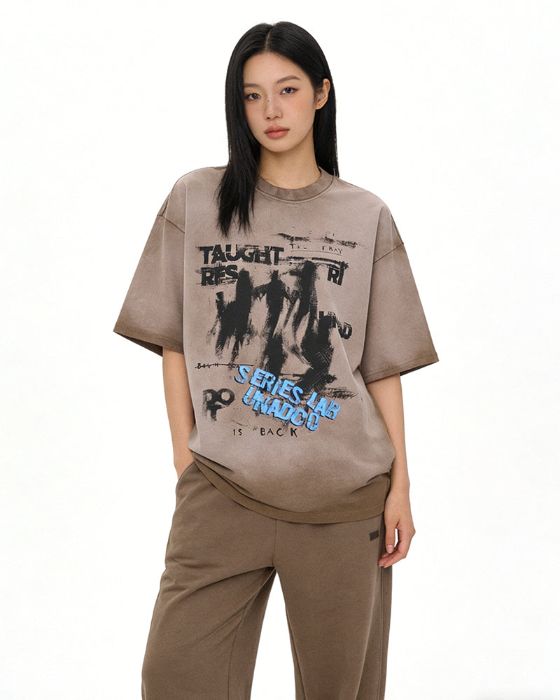 물감 튀김 무늬가 있는 빈티지 스타일의 반팔 셔츠