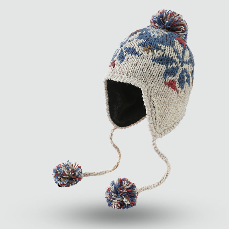 Cute thickened knitted hat