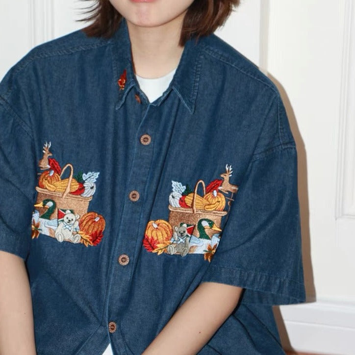 Retro cartoon embroidered denim shirt 