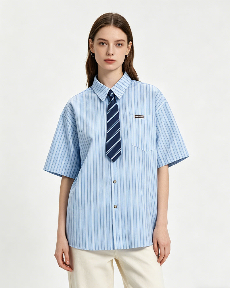 Simple striped short-sleeved shirt