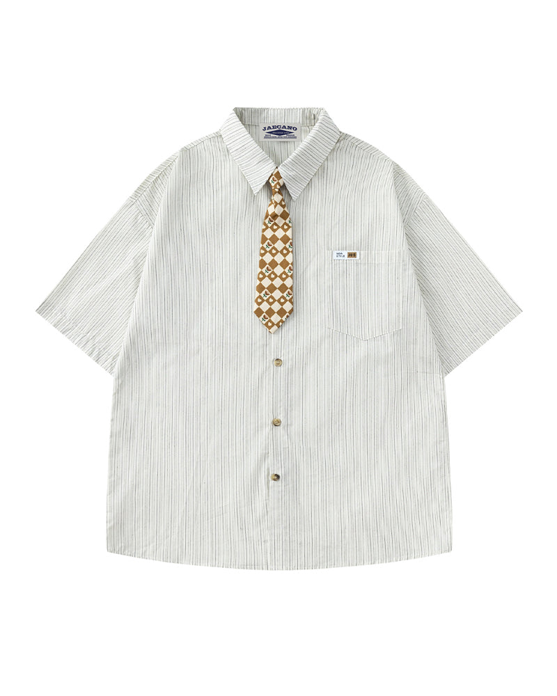 Casual striped short-sleeved shirt