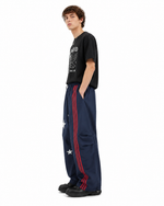 ストライプ柄の星柄パンツ