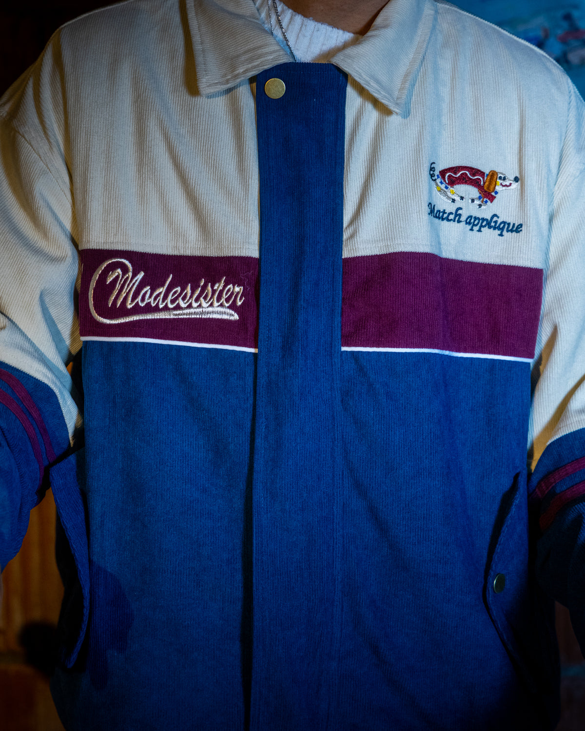 復古刺綉翻領百搭外套