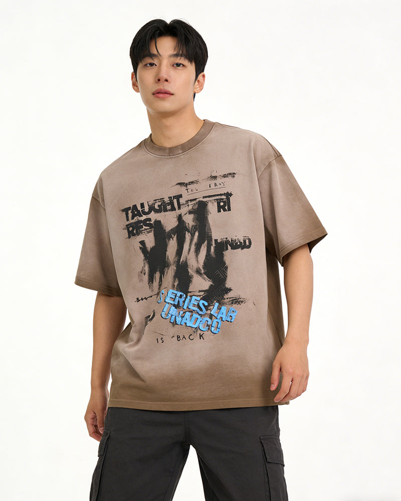 물감 튀김 무늬가 있는 빈티지 스타일의 반팔 셔츠