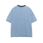 대조적인 컬러의 데님 반팔