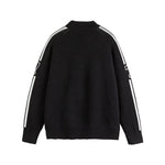 컬러 블록 니트 소재의 활용도 높은 코트