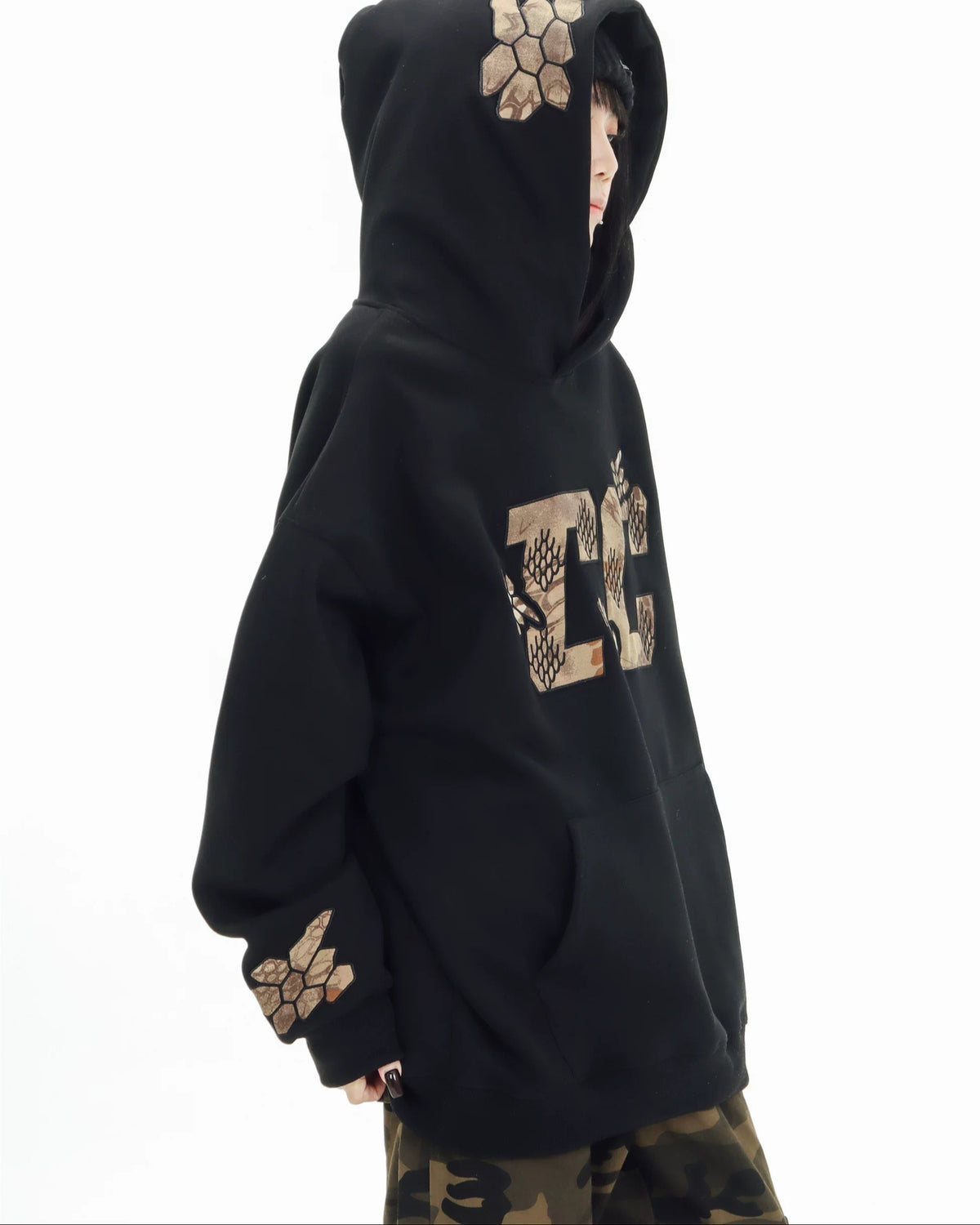 Retro hooded pullover sweatshirt