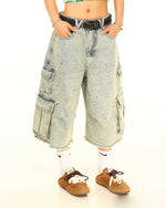 Distressed washed shorts