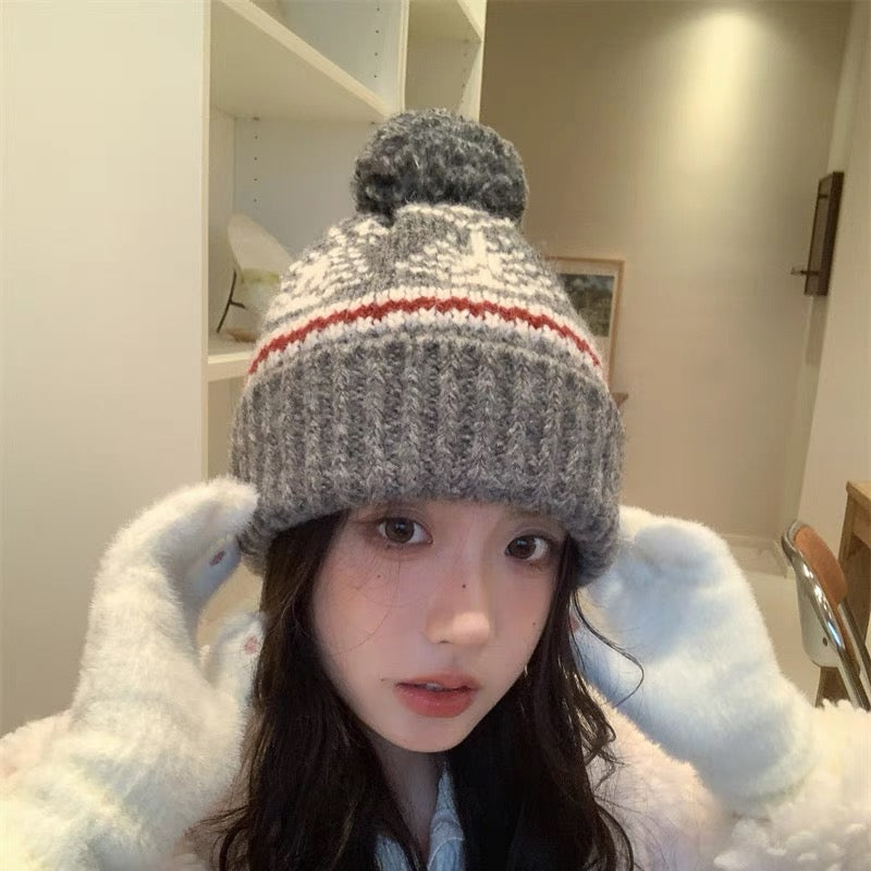 Retro cute knitted hat